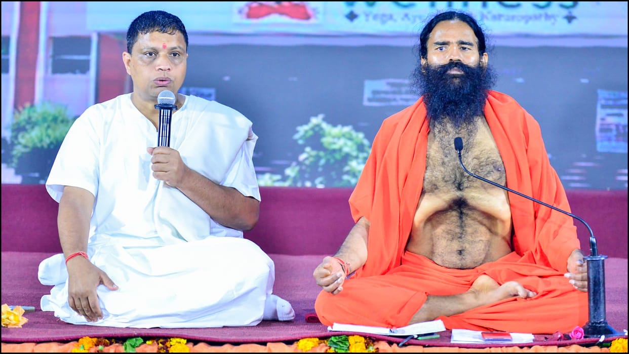 AWAKENED THE SPIRIT OF SANATAN DHARMA AT MAHAKUMBH 2025, Patanjali's Free Yoga and Meditation Camp in Prayagra