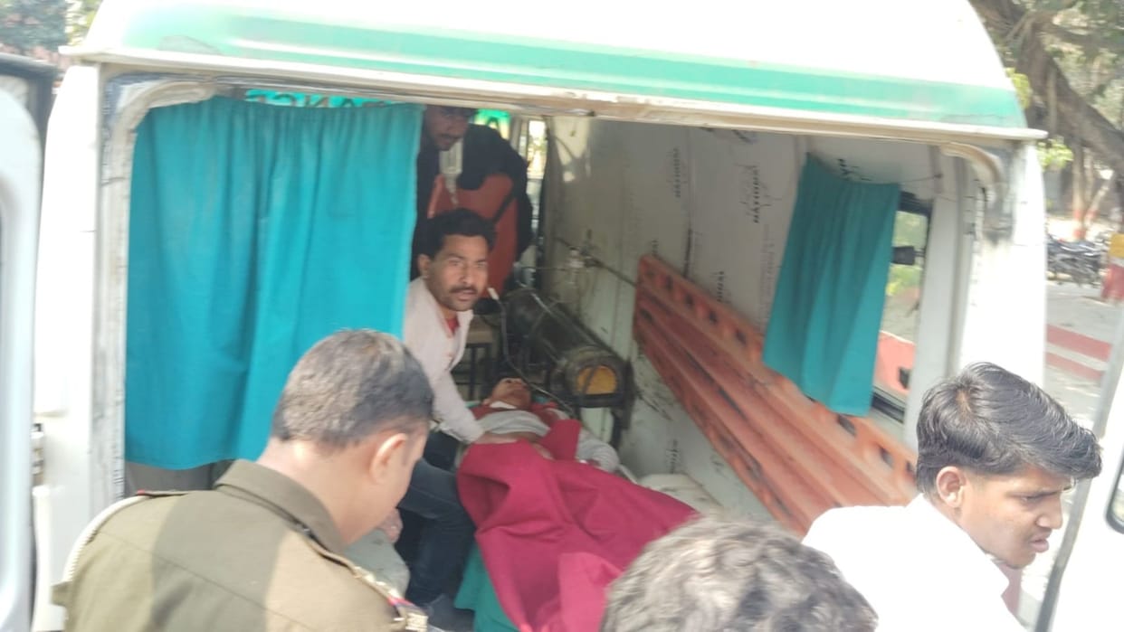 Student shot in school during returning after exam in Jaunpur