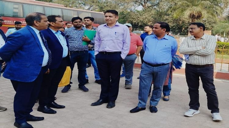 Raipur News: स्वास्थ्य सचिव कटारिया ने ली अंबेडकर अस्पताल की समीक्षा बैठक, दिए निर्देश
