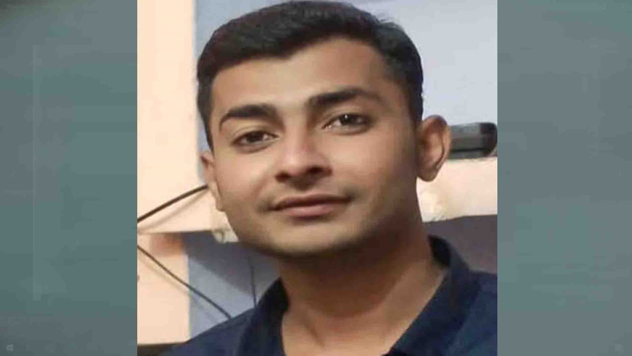 Kanpur: Bike rider dies after being hit by a dumper