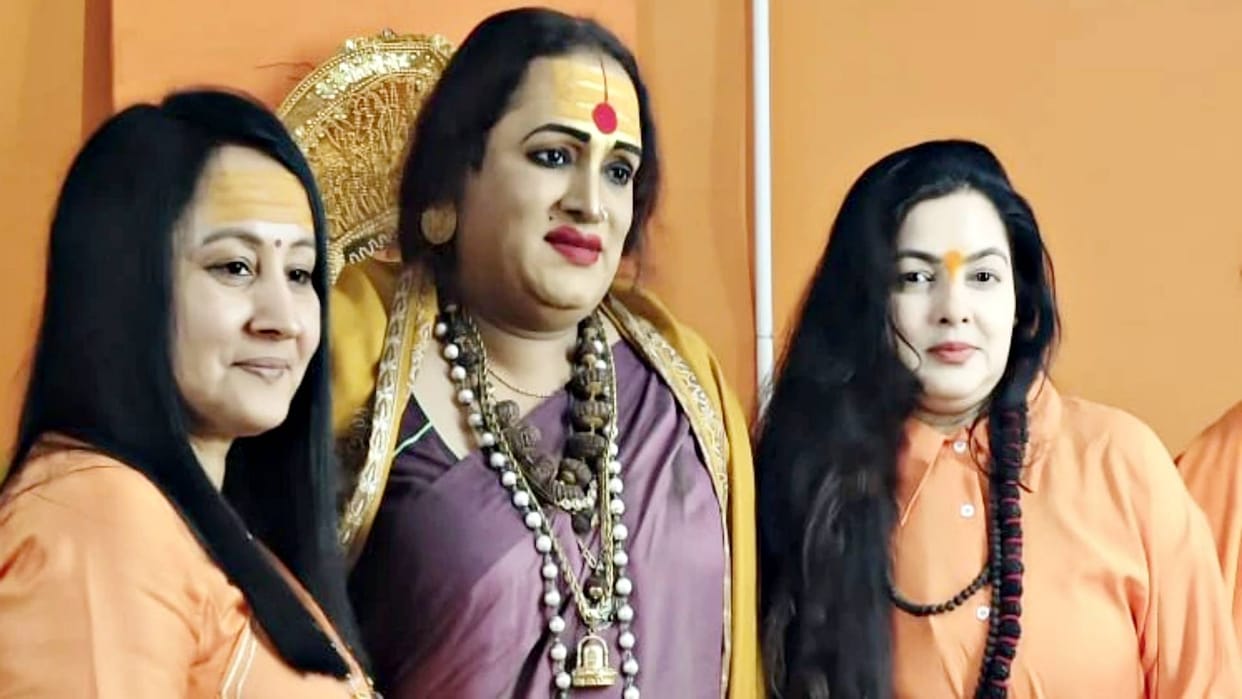 Mamata Kulkarni and Laxmi Narayan Tripathi out of Kinnar Akhada action for not shaving their heads