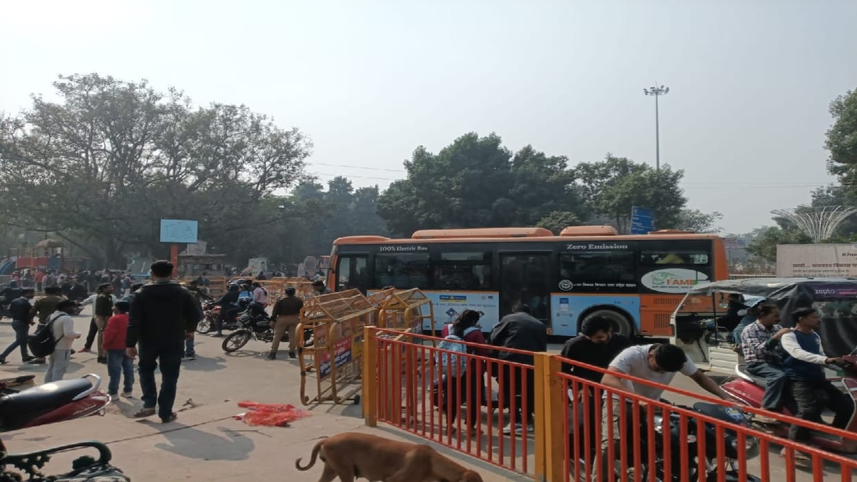 Passengers will not be allowed entry from the Civil Lines side at Prayagraj Junction from today.