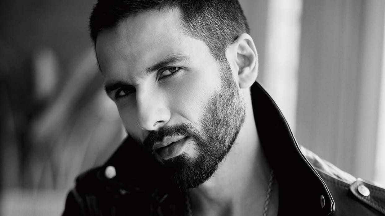 Shahid kapoor depressed due to continuos 3 flop movies and choose spiritual way