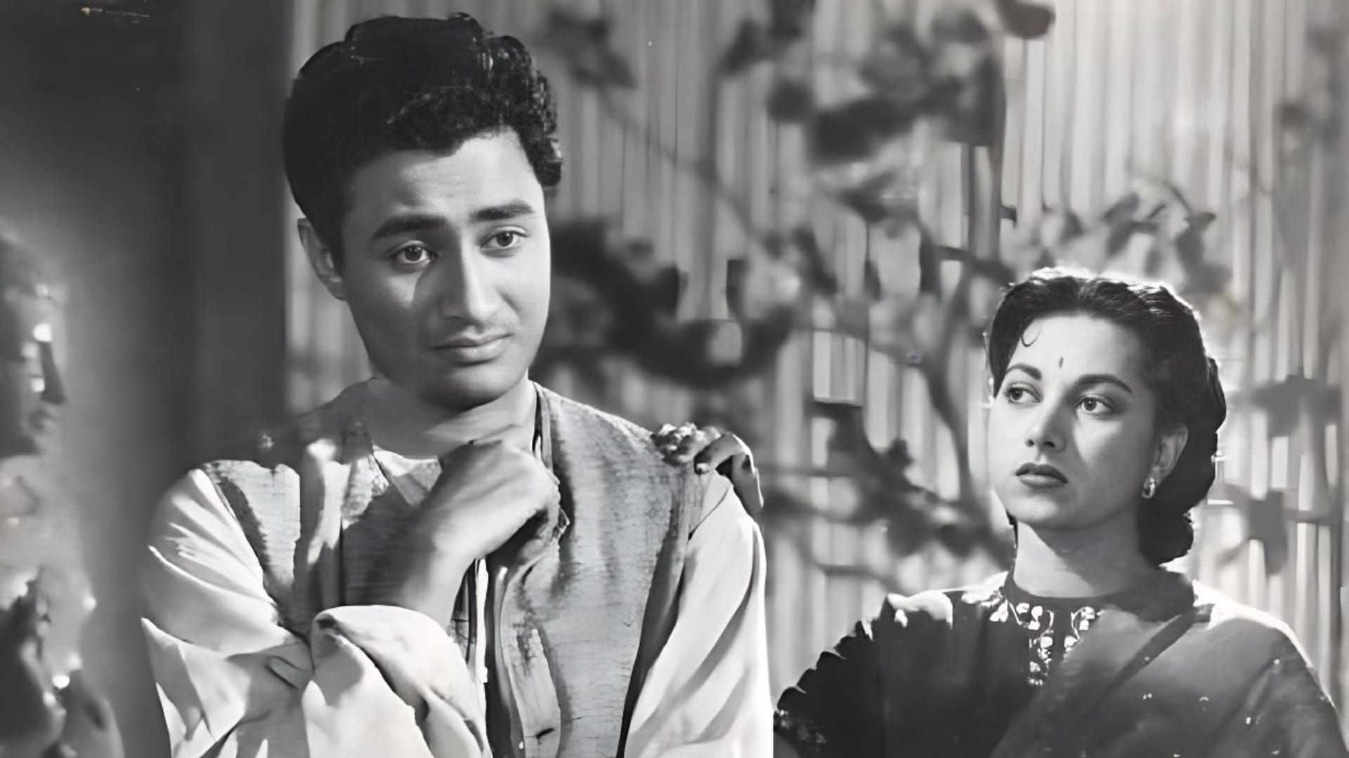 Suraiya Death Anniversary special know her love story with dev anand check here