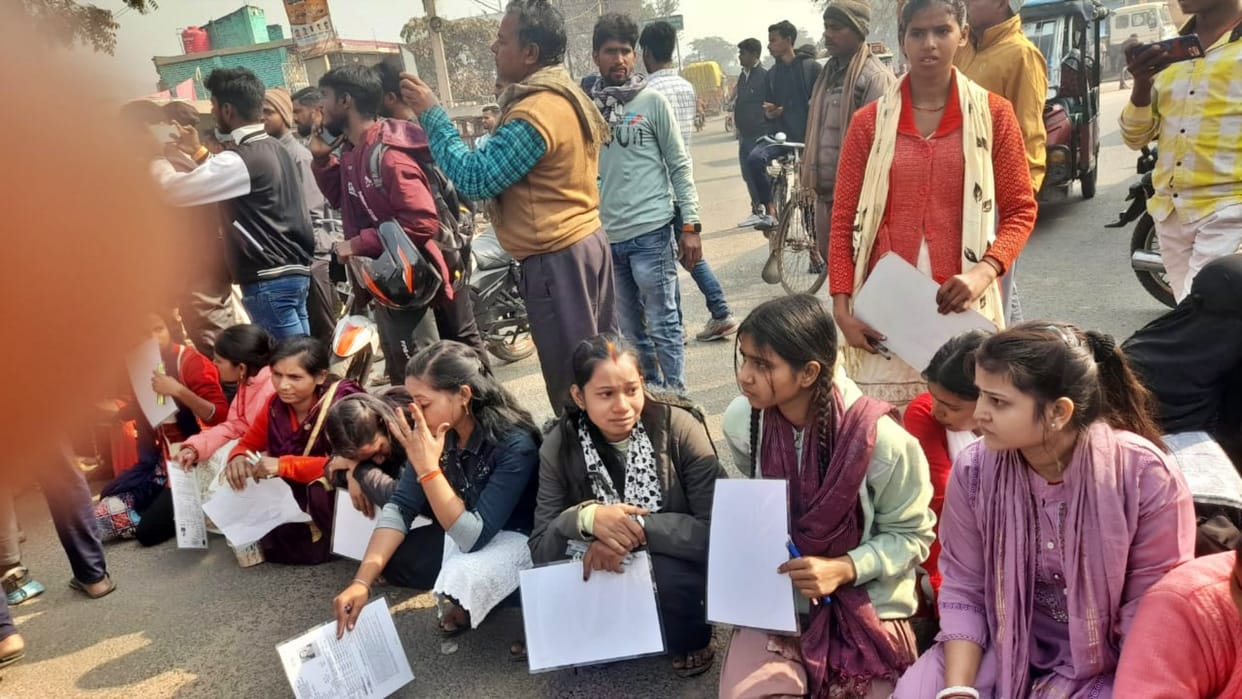 Bihar Board Exam: Ruckus in Sheikhpura over strict exam rules, girl students blocked road on one minute delay