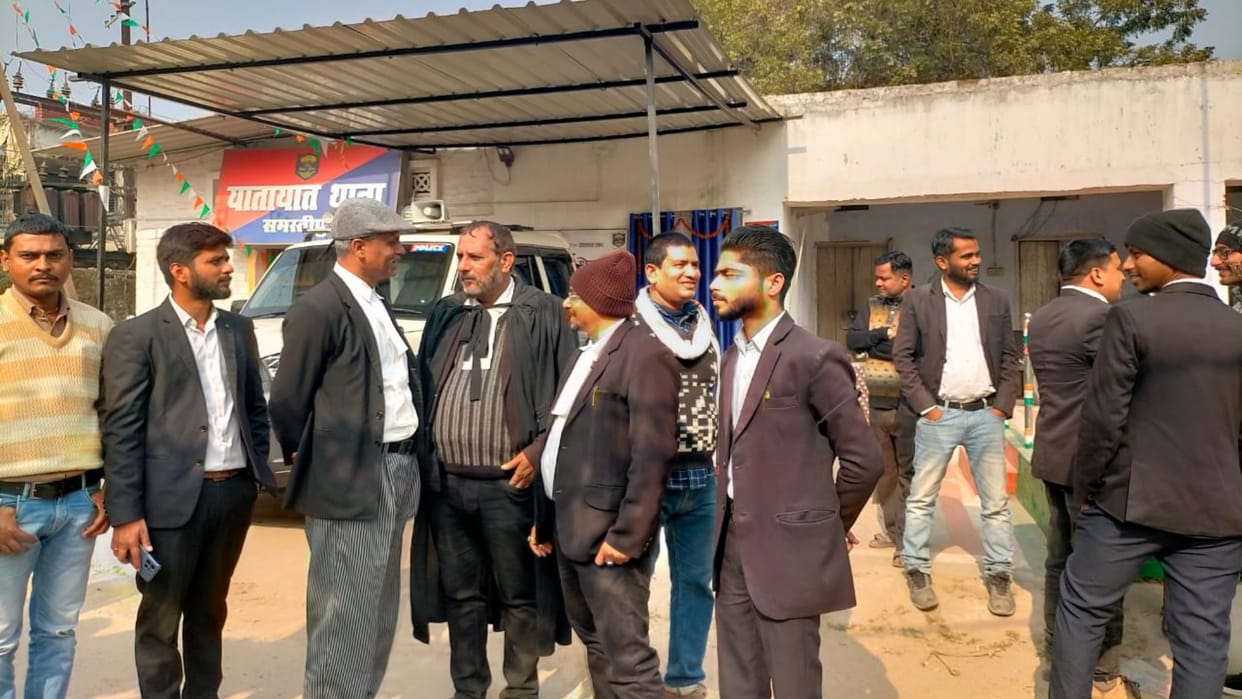 Bihar News: Allegation of misbehavior by traffic police with Patna HC advocate, Samastipur-Patna road jam