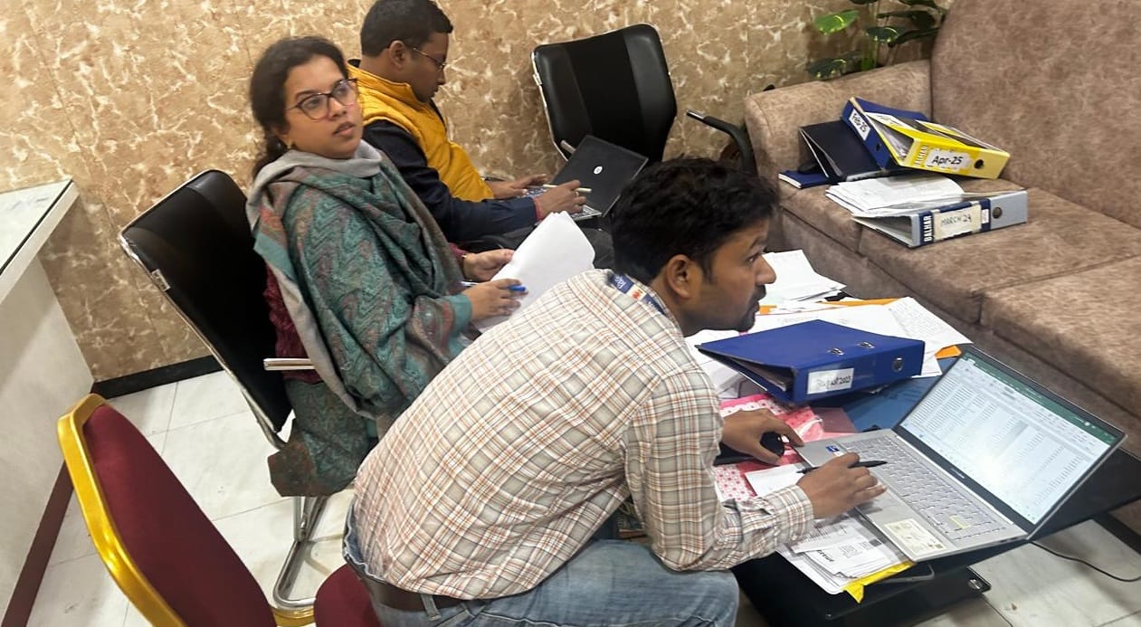 Bihar News: GST team reached the locations of two big businessmen in Motihari, accused of tax fraud