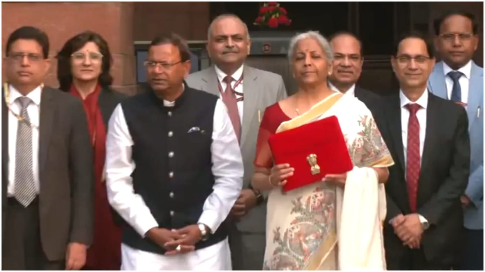 Budget 2025 finance minister nirmala sitharaman budget day saree look budget full detail