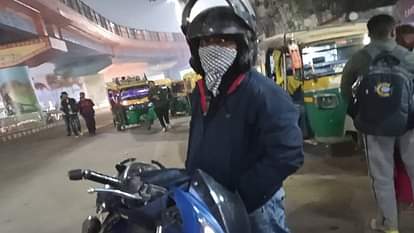 Mahakumbh 2025: भगदड़ के दर्द से कराहते लोग, अपनों को ढूंढती निगाहें...इलाहाबादियों को शर्म न आई; यूं ठगते रहे Mahakumbh 2025: People of Allahabad cheated those who went out to find their family lost in stampede in sangam