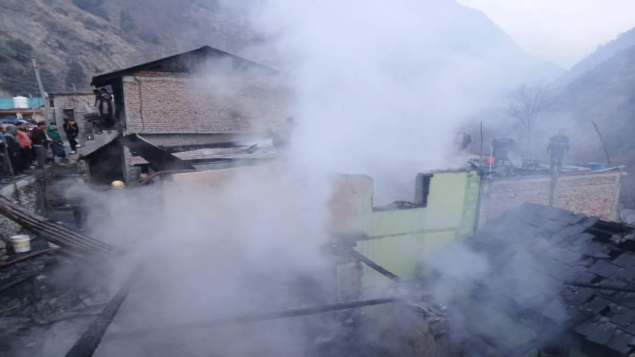 Fire in Bharmour's Patti and Holi Machhetra, loss of lakhs of rupees