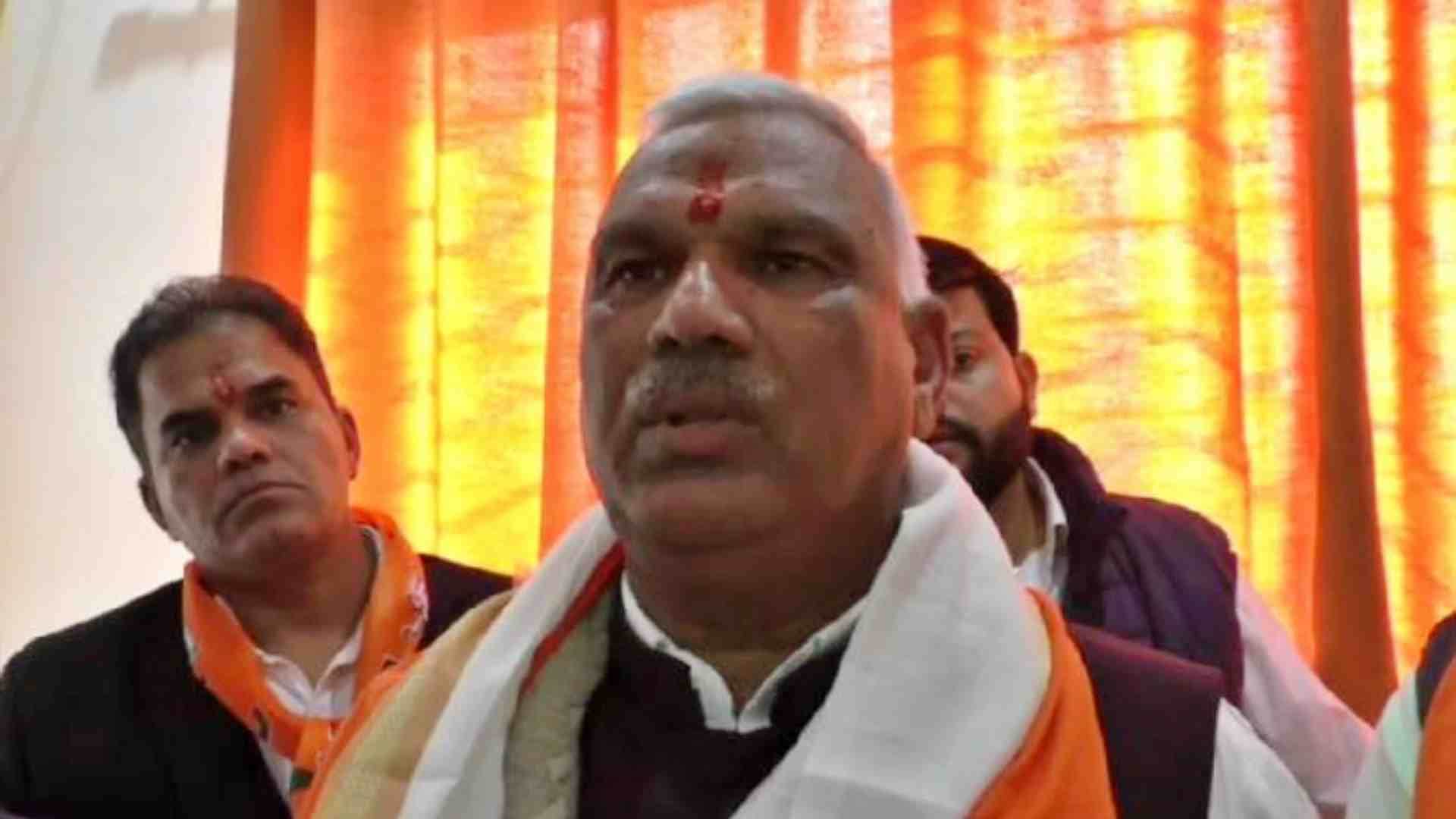 गृह राज्य मंत्री जवाहर सिंह बेढम।