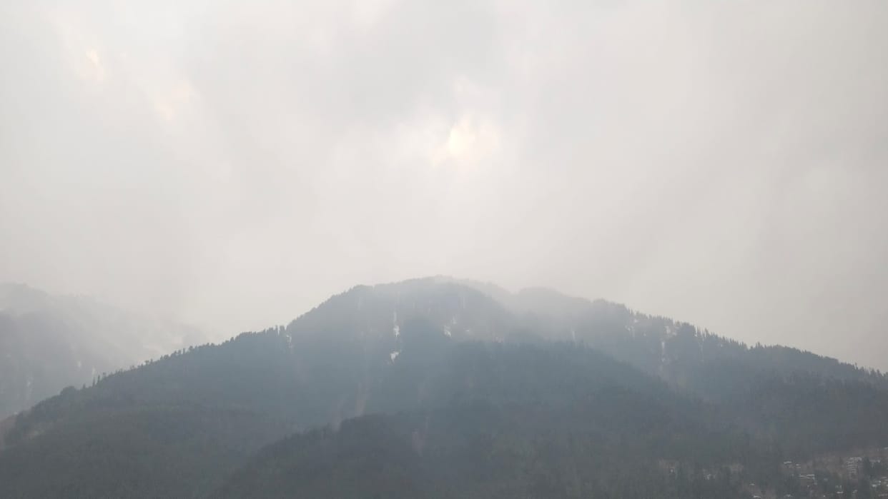 Himachal Weather: Drizzle in Shimla, snow fell on high peaks, know how the weather will be till February 5
