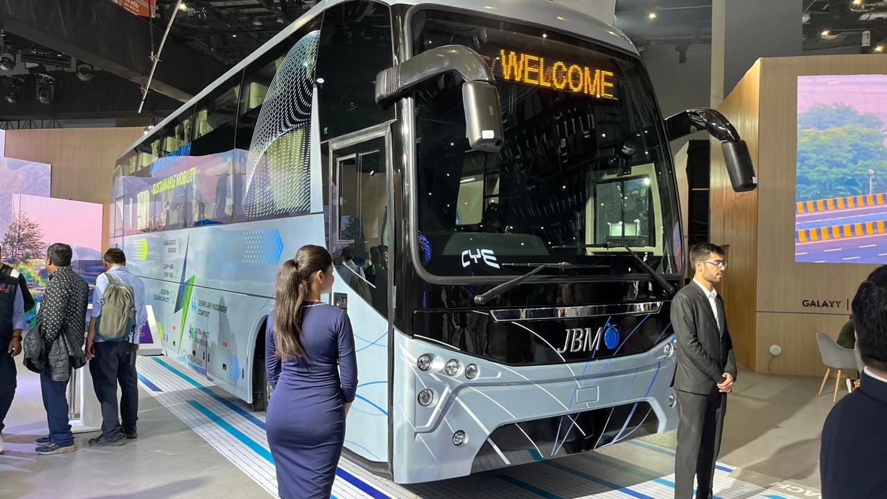 India Electric CV Sales April 2026 Mixed Results for Electric Commercial Vehicles in April