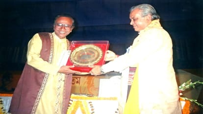 Famous writer and painter Jayant Kumar Ghosh passed away, breathed his last at 12.15 pm.