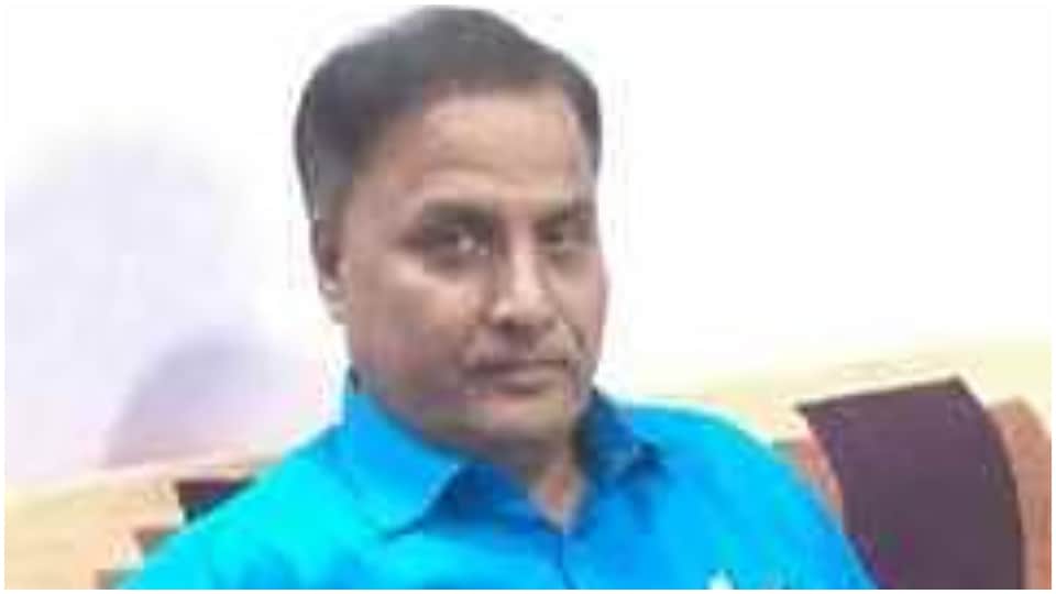 हार्ट अटैक से मौत।