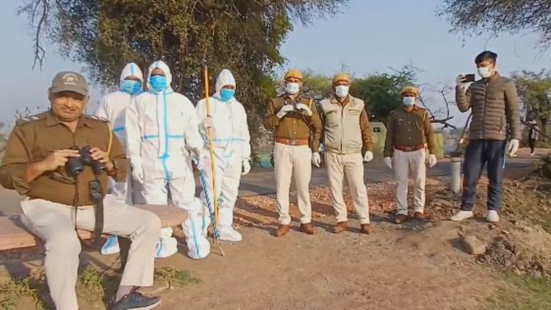 Bharatpur: Bird flu knocks in Keoladeo, park administration is on alert mode, wearing PPE kit and monitoring