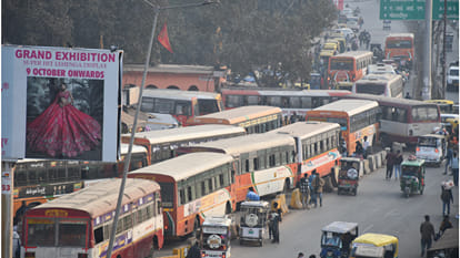 Despite CM's instructions, there is no relief from jam in Gorakhpur, illegal parking encroachment are reasons.