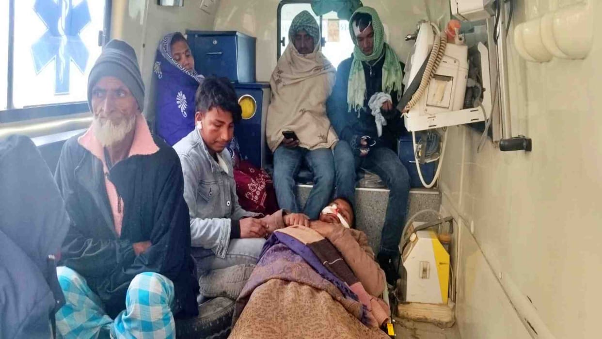 Bihar News: Auto driver killed, three passengers injured in collision with unknown vehicle in Motihari