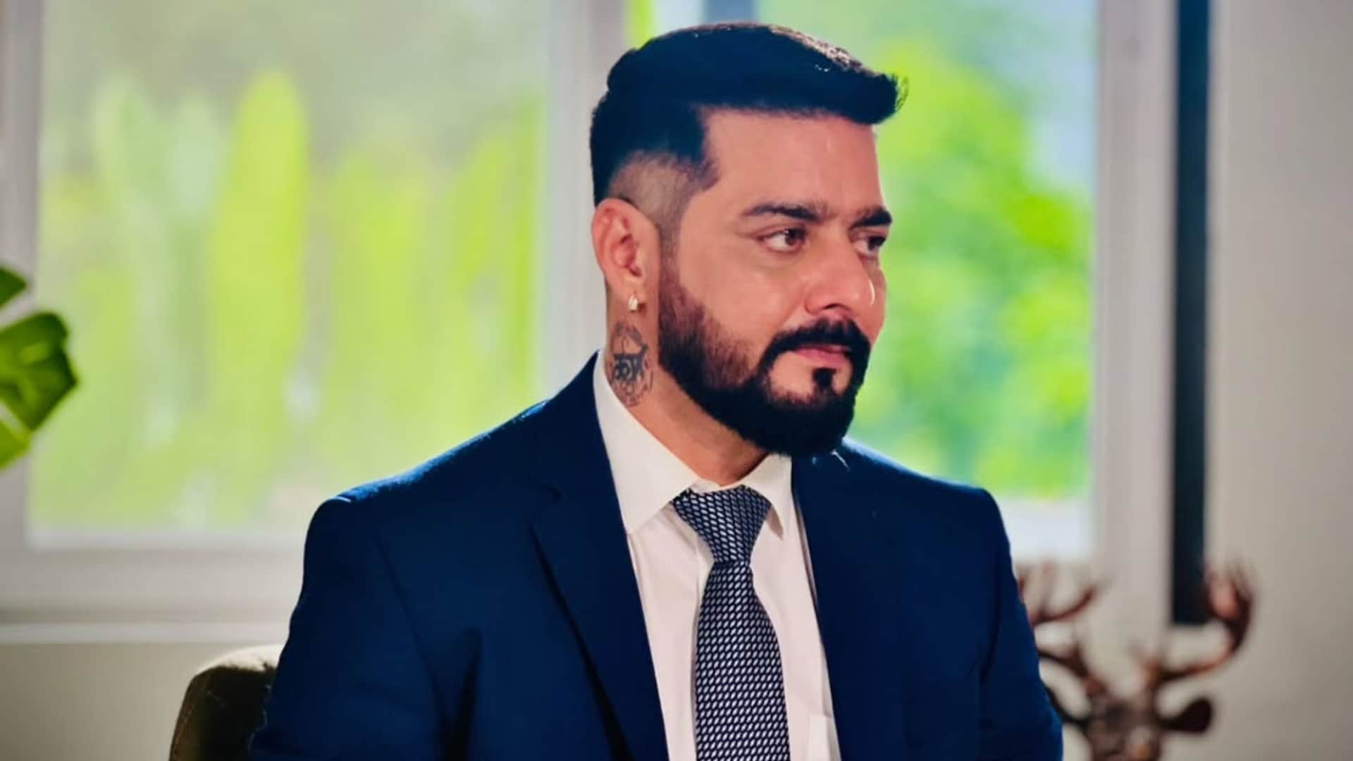 Celebs Who Got Suspended on Social Media Swara Bhasker Abhijeet Bhattacharya Payal Rohatgi KRK