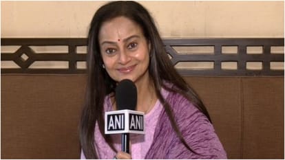 Zarina Wahab shares experience of shooting of upcoming web series Armaan in picturesque region of Kashmir