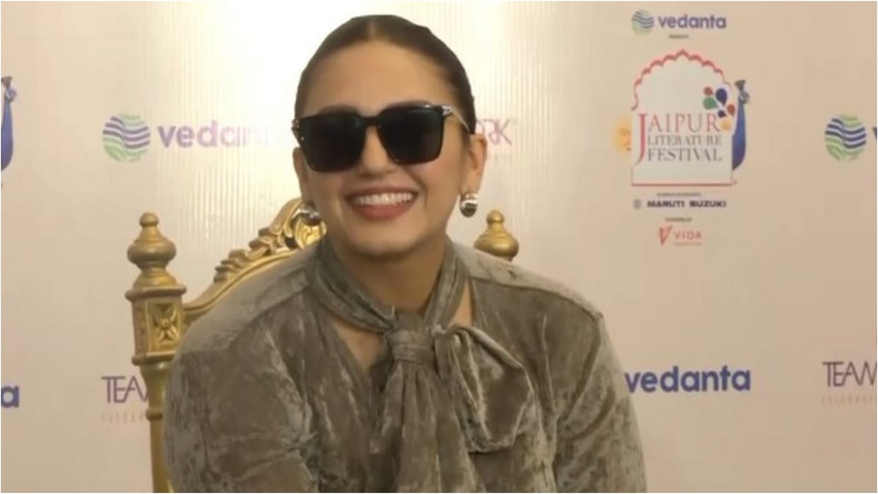 Huma Qureshi made her debut as an author Actress launches her novel Zeba An Accidental Superhero at JLF