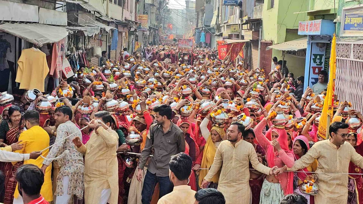 Kekri News: A huge crowd of devotees gathered on the first Patotsav of Shri Khatushyam temple