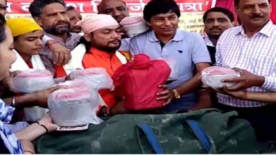 Mahant Ramnath came to India with the ashes of 480 Hindus from Pakistan