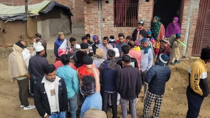Saharanpur: Truck full of soil overturns on house, mother and three children injured