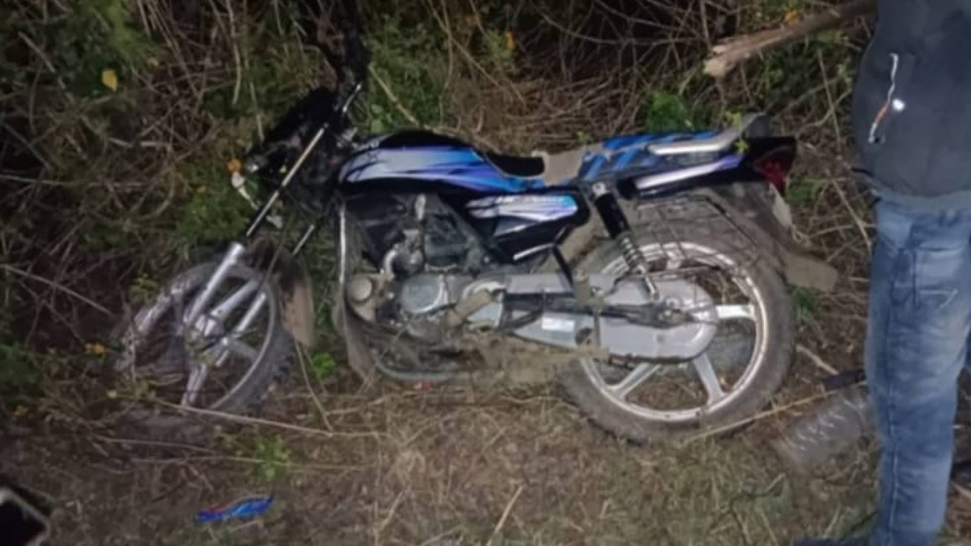 क्षतिग्रस्त बाइक