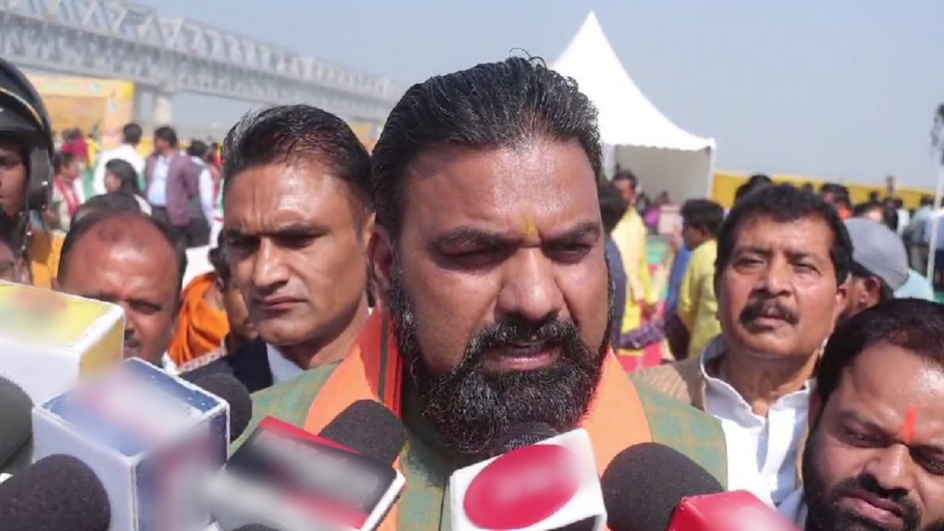 उपमुख्यमंत्री सम्राट चौधरी तथा अन्य लोग