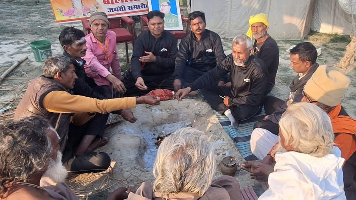 Hawan-puja for peace souls of killed in Maha Kumbh demand know reasons of accident