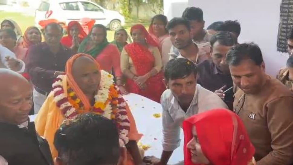 Sawai Madhopur: Kalash Yatra on inauguration of Devnarayan fair, welcomed Mahamandaleshwar Shri Balkanandji