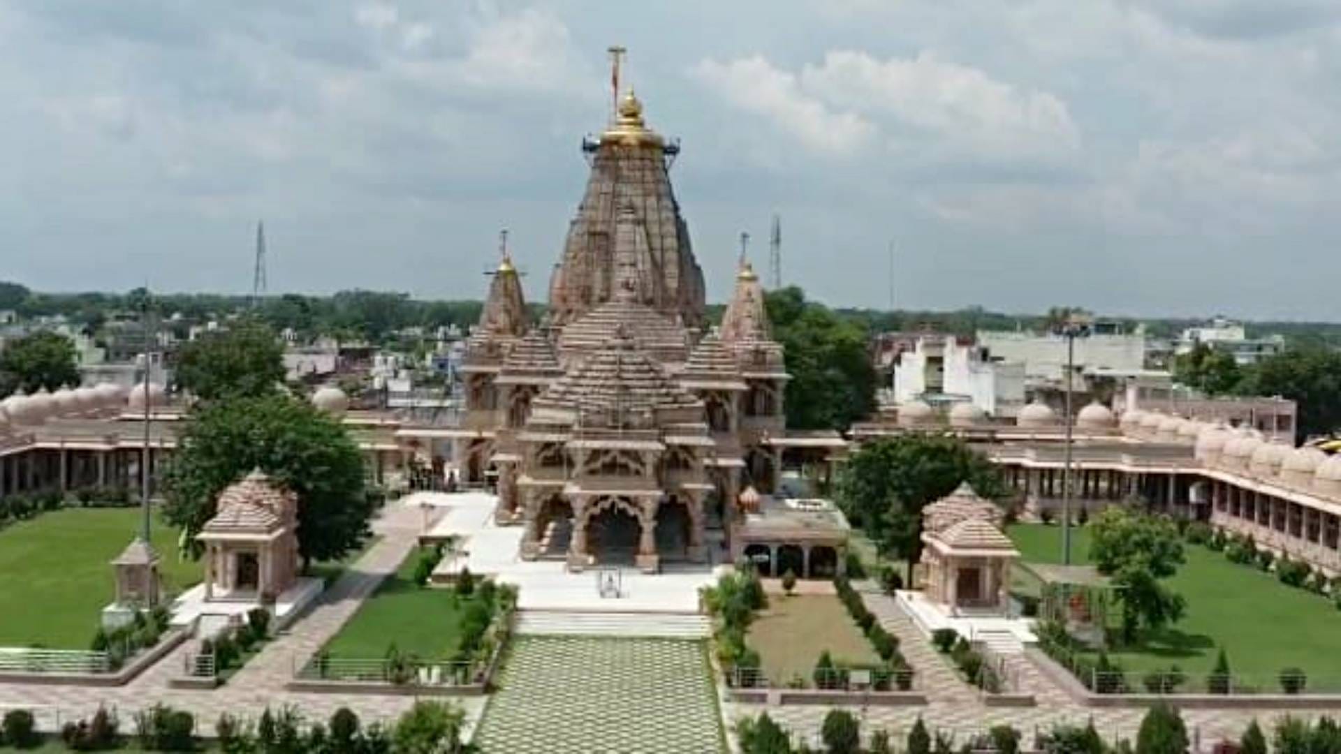 Chittorgarh Sanwaliya Seth Temple Where Devotees Make God Their Business Partner Know Significance