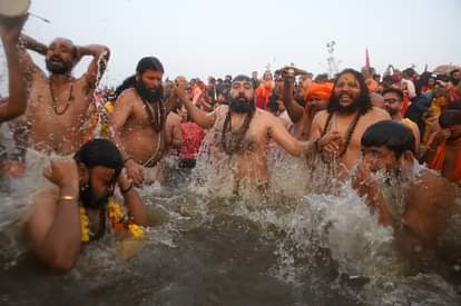 Vasant Panchami Snan: Yogi remained in the war room of CM residence, kept taking bath updates from the officia