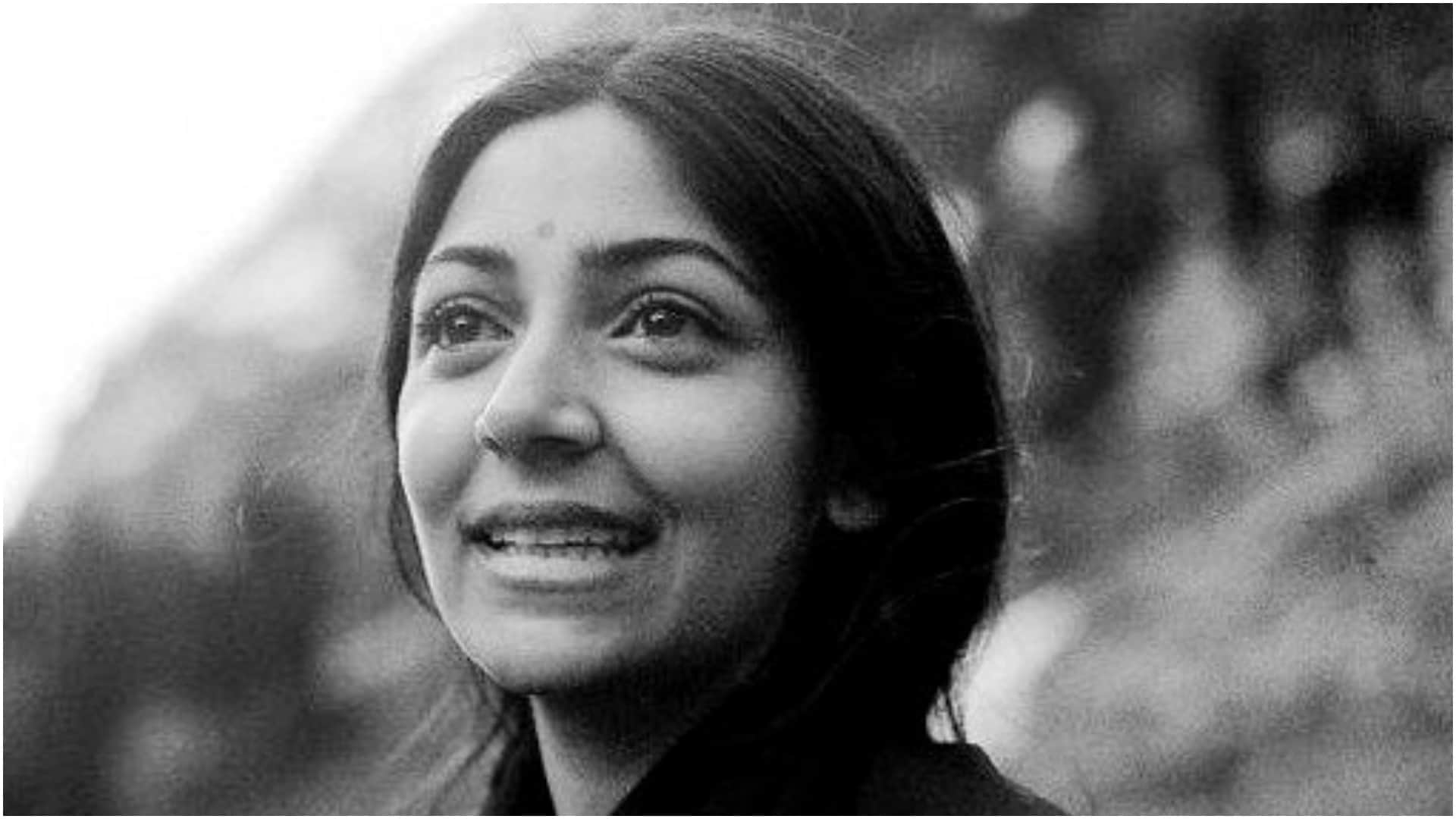 Deepti Naval birthday special know about her career movies marriage and love story