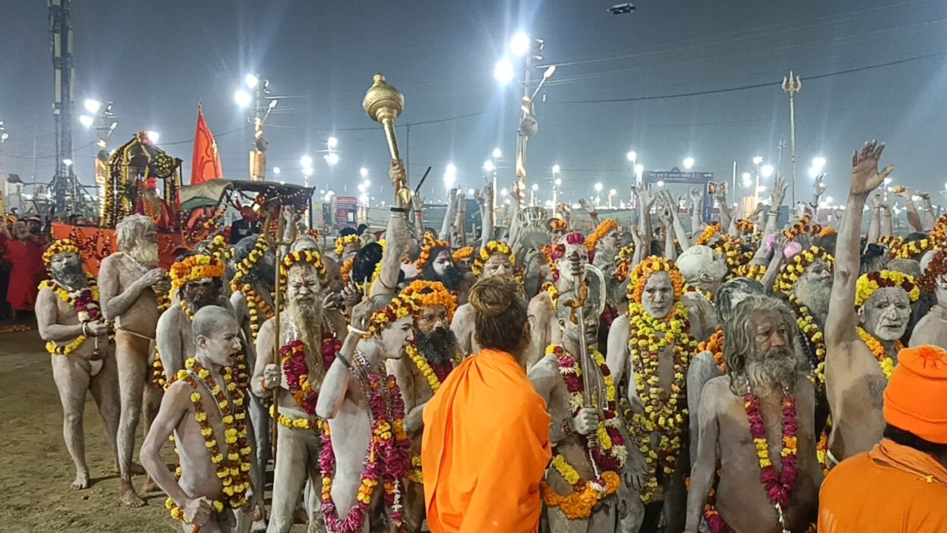maha kumbh 2025 rajeshwar khooni khichdi and barfani how many types of naga sadhus what is the difference