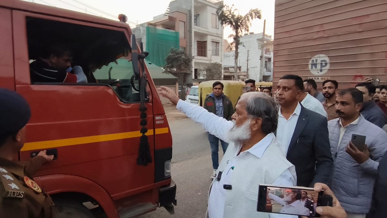 Transport Minister Vij takes action, issues challans for 18 overloaded vehicles on Ambala-Narayangarh highway