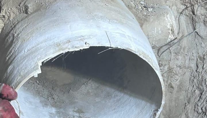 Kanpur the communication company broke pipeline in Gujaini the officer said it will be repaired soon