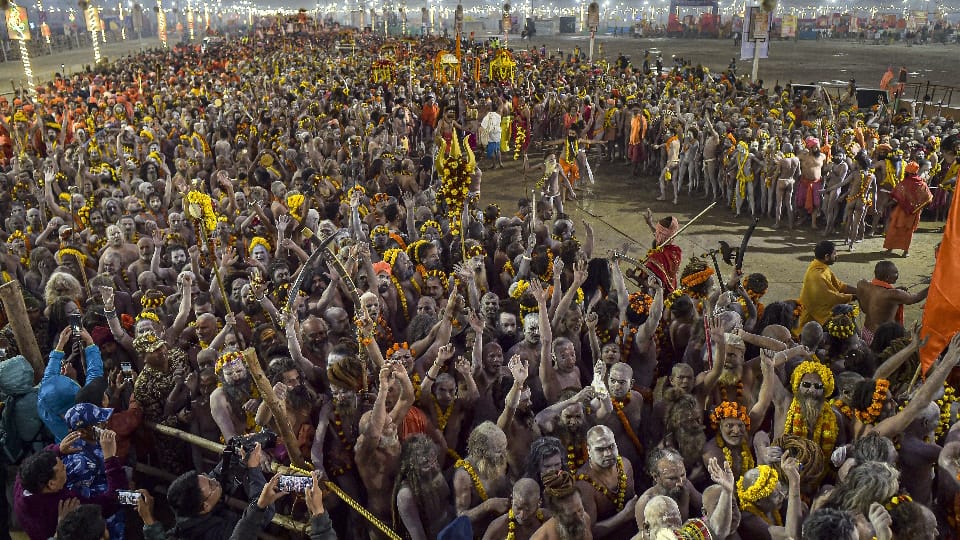 Mahakumbh 2025 prayagraj 2.57 crore devotees took bath on Vasant Panchami See Photos