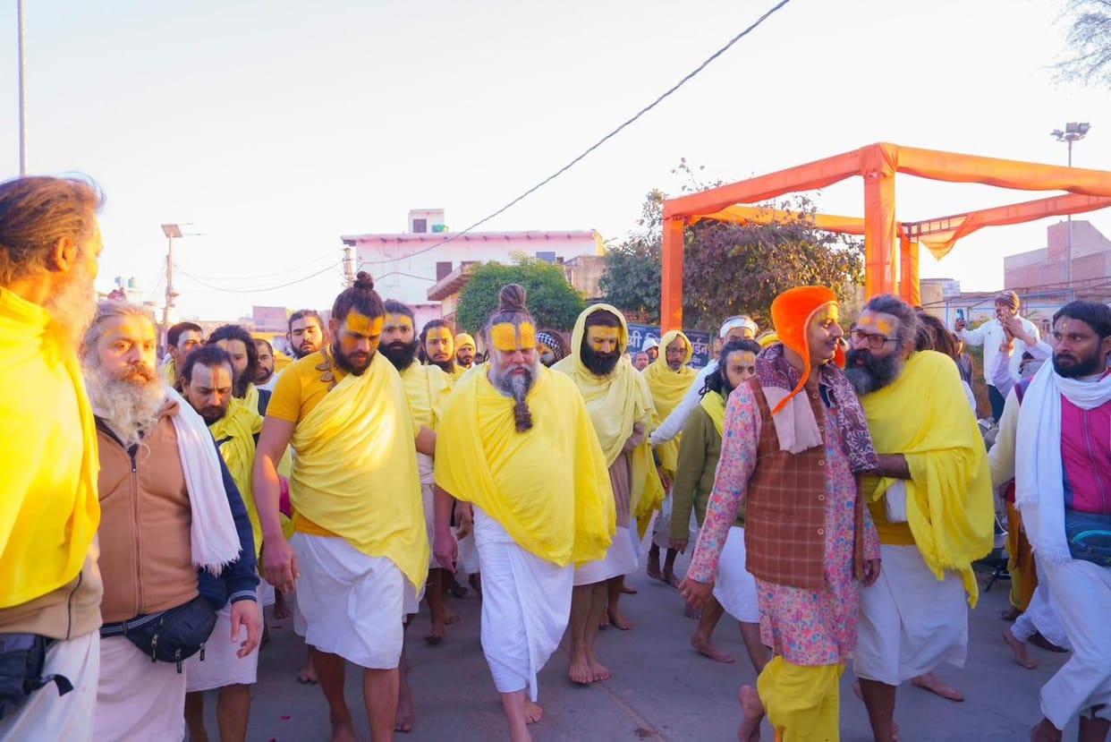 Saint Premanand reached to perform Parikrama of Giriraj Ji he had to return to Vrindavan