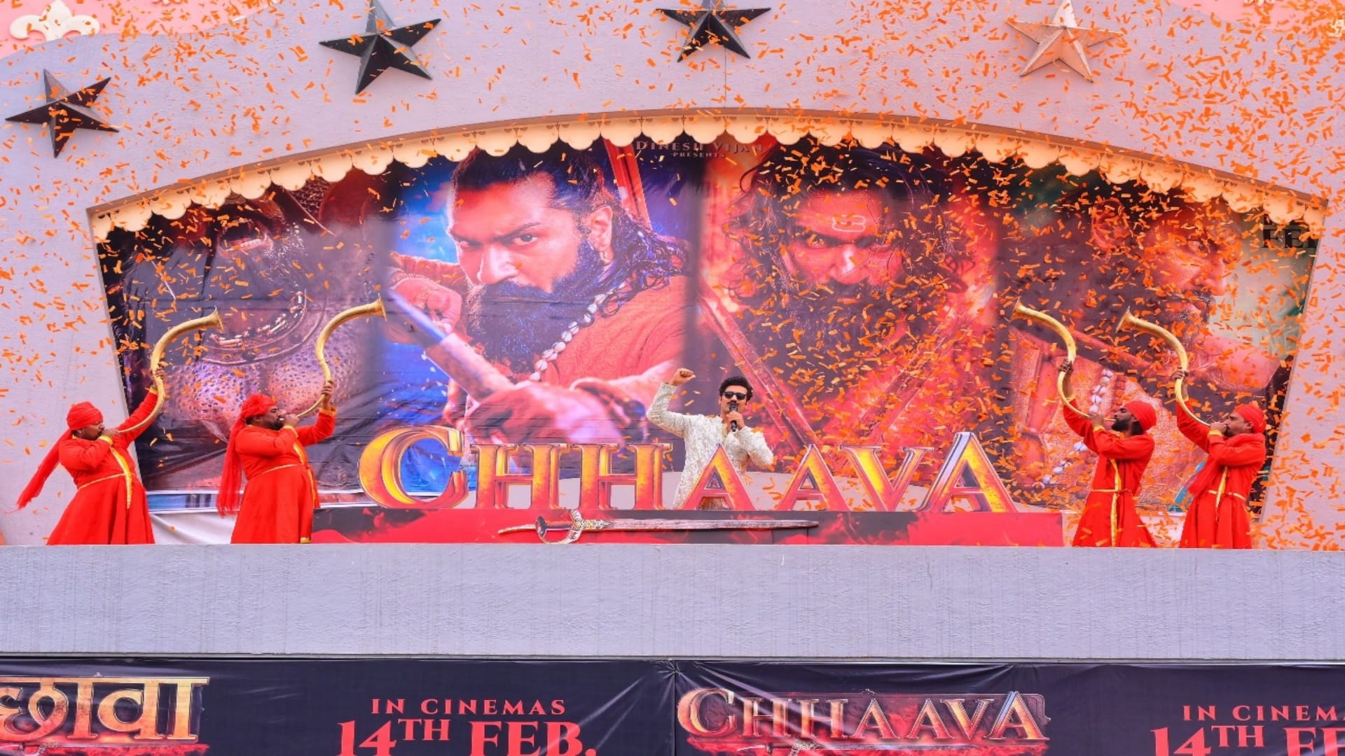 Jaipur: Vicky reached the promo launch of Chhaava in Rajmandir, met the fans by saying Khamma Ghani Jaipur
