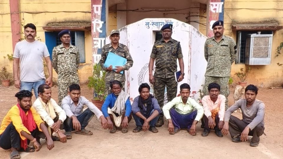 Police arrested eight accused in case of death of a villager due to electric shock in Kabirdham