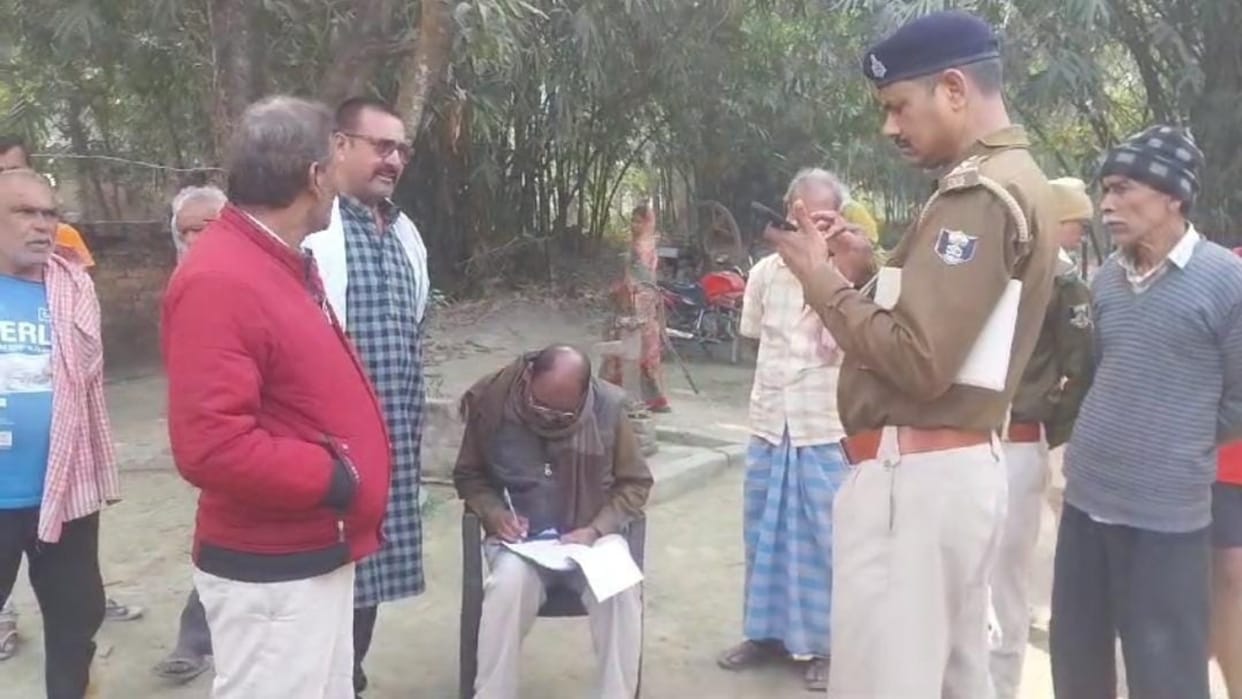 Vaishali : Elderly Man Sleeping in Barn Attacked with Sharp Weapons, Police Investigating Motive Behind Murder