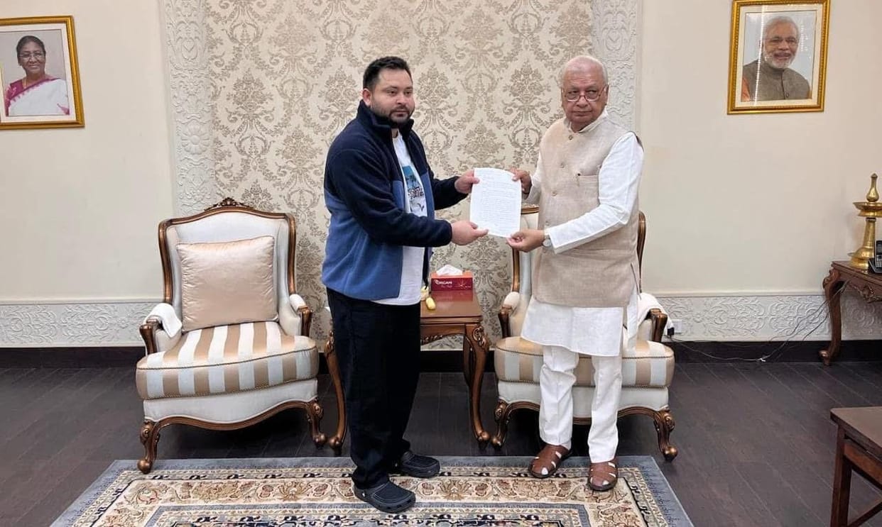 Bihar Politics: Tejashwi Yadav met Governor Arif Mohammad Khan, targeted CM Nitish Kumar, RJD, NDA