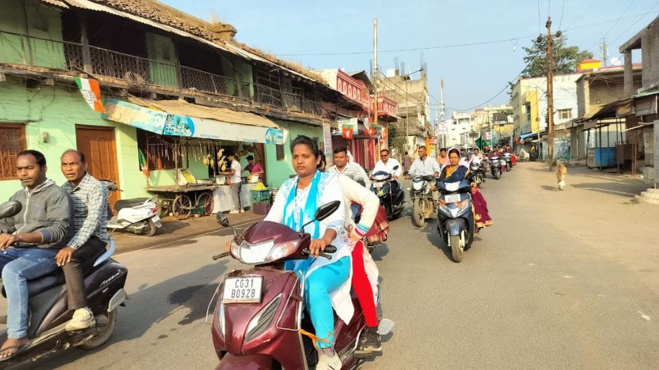 Bike rally taken out under voter awareness program in Gaurela Pendra Marwahi
