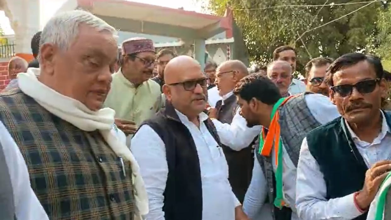 Congress state president paid tribute to Inspector Anjani Rai who died in Maha Kumbh
