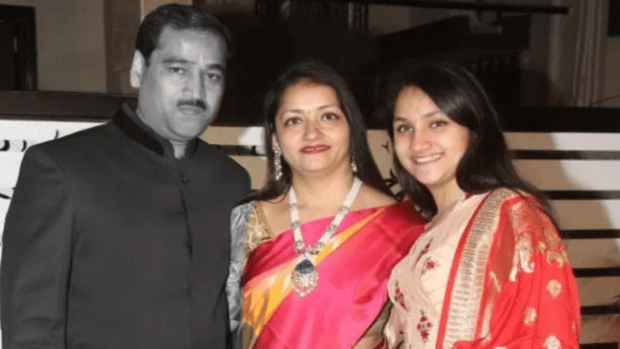 Indore News Pharma Businessman Dies of Heart Attack While Playing Badminton
