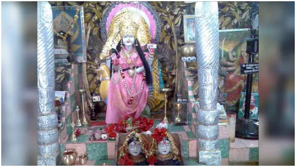 Kinnar Akhara History Establish Date Mamta Kulkarni Mahamandaleshwar Controversy News in Hindi