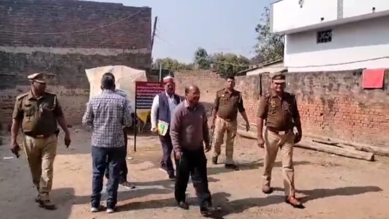 Azamgarh police confiscated property worth 29 lakh of gangster accused
