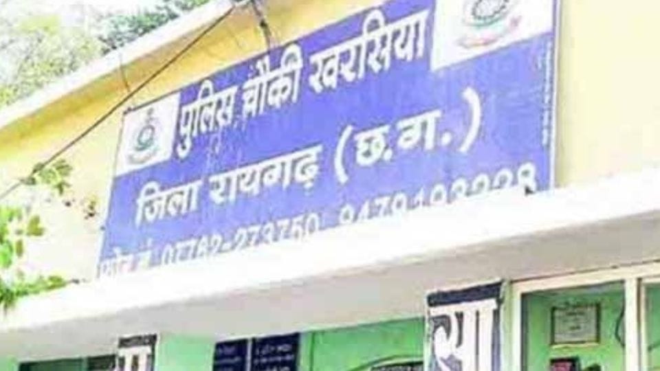 Theft in transporter house in Raigarh